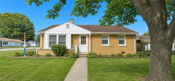 300 S Columbia Street, Greenup, IL 62428