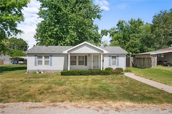 427 Milton Street, Paris, IL 61944