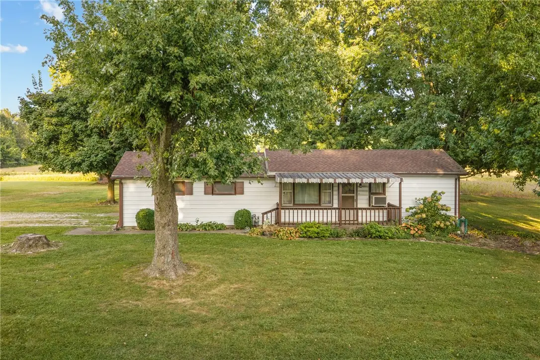 10898 N Hickory Lane, Casey, IL 62420 - #1