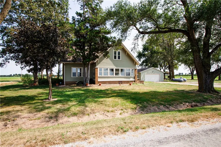 1298 Co Rd 600e, Trilla, IL 62469 - #2