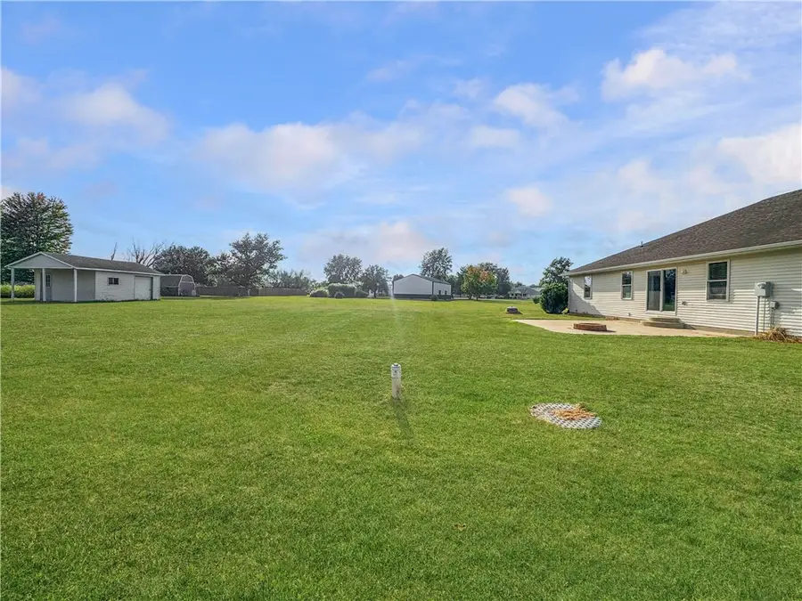 37 Shores, Sullivan, IL 61951 - #3