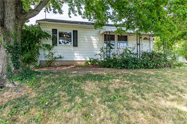 315 N Madison Street, Sullivan, IL 61951