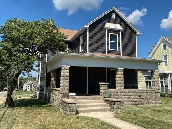 1103 Jefferson Avenue, Charleston, IL 61920