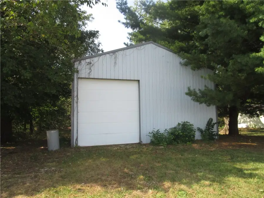 483 N 800 East Road, Herrick, IL 62431 - #3