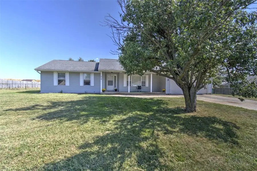 514 Debbie Drive, Niantic, IL 62551 - #2