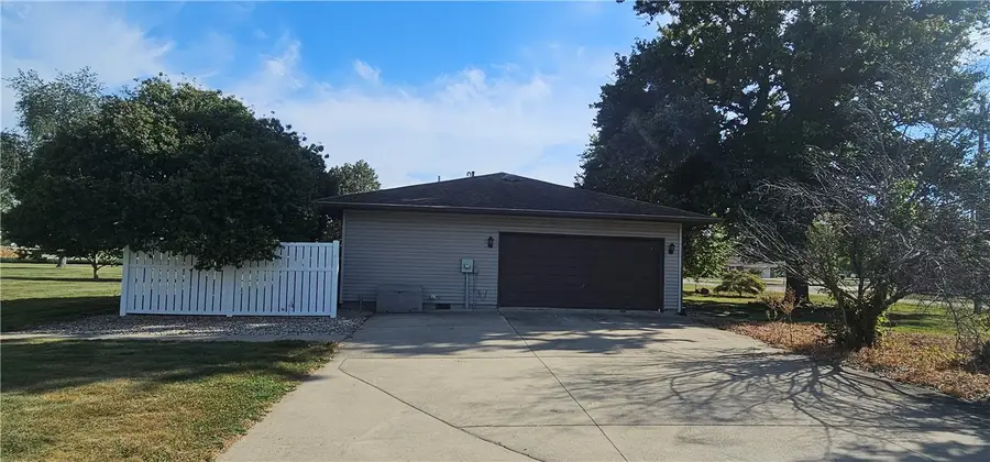 104 Virginia Street, Toledo, IL 62468 - #3