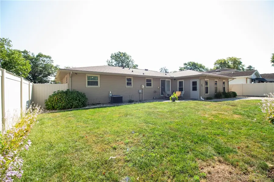 1609 Frostwood Lane, Mattoon, IL 61938 - #3