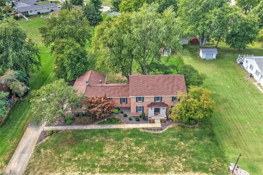 5527 Oakland Avenue, Forsyth, IL 62535 - #3