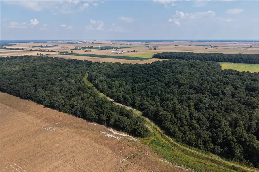 E 1600th Avenue, Wheeler, IL 62479 - #3