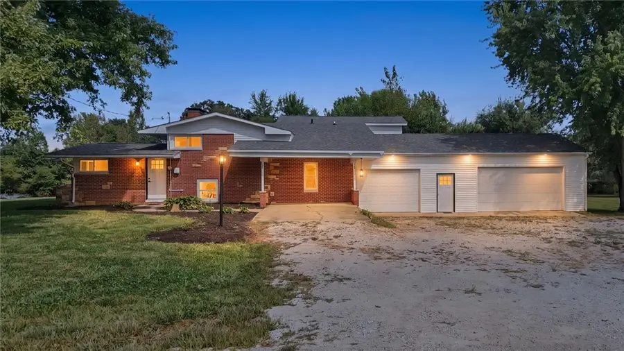 10371 E 1680 North Road, Oakwood, IL 61858 - #2