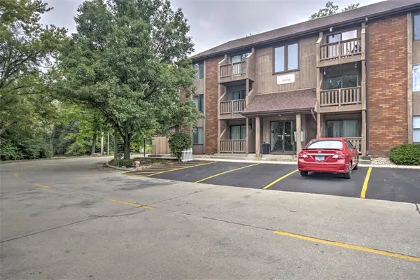 464 Woodside Trail #A-2, Decatur, IL 62521