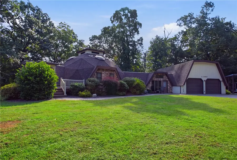 11098 N 965th Street, Effingham, IL 62401 - #3