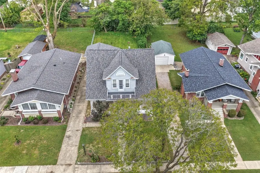 175 N Dennis Avenue, Decatur, IL 62522 - #2