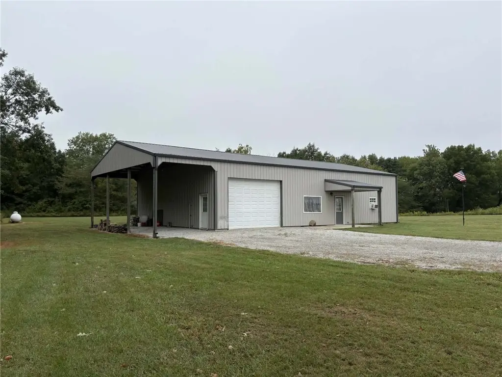 7399 N 800th Street, Newton, IL 62448 - #1