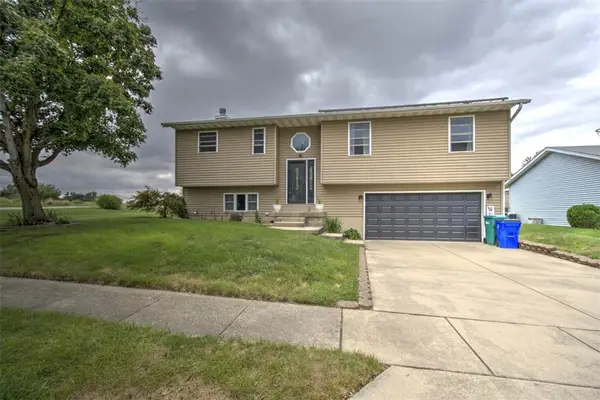 2797 Deerpath Park Drive, Decatur, IL 62521