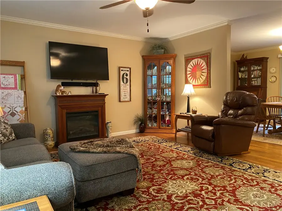 2237 Seneca Drive, Charleston, IL 61920 - #2