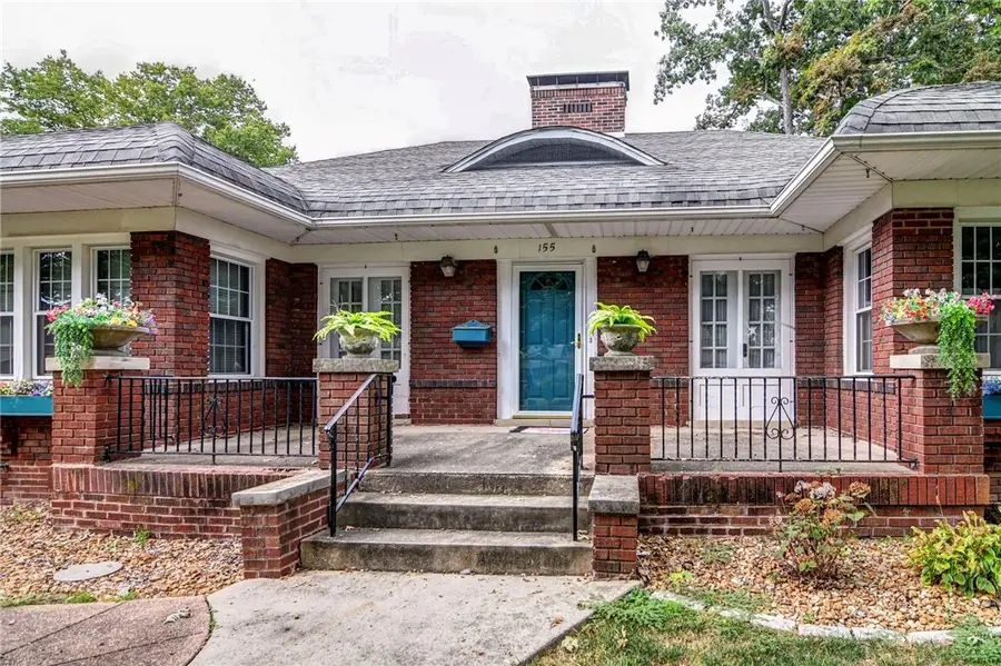 155 N Woodlawn Avenue, Decatur, IL 62522 - #2