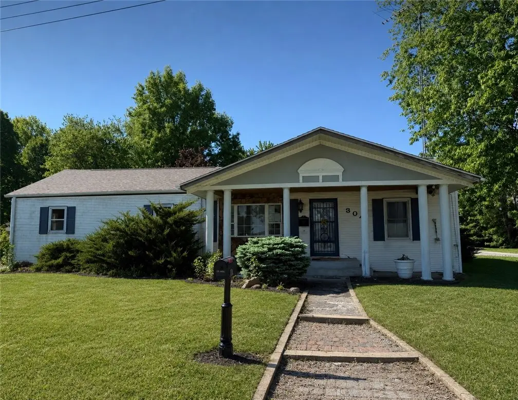 304 Buchanan Street, Ashland, IL 62612 - #1