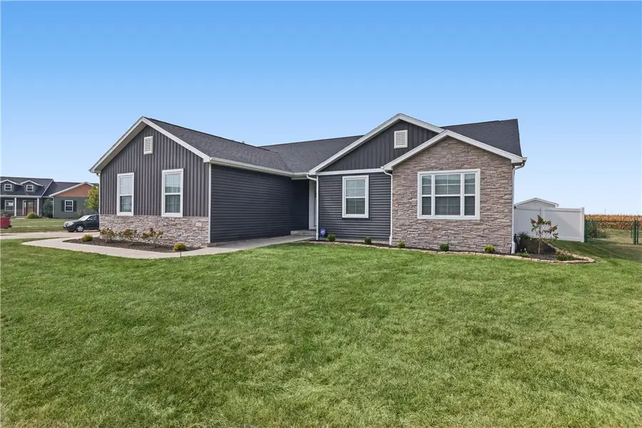 1121 Meadow Brook Court, Mattoon, IL 61938 - #2