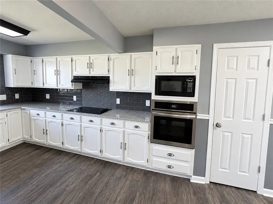 112 Wayne Drive, Catlin, IL 61817 - #3