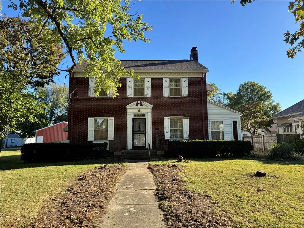 434 W Crawford Street, Paris, IL 61944 - #1