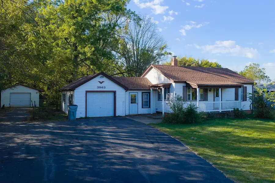3963 W Center Street, Decatur, IL 62526 - #2