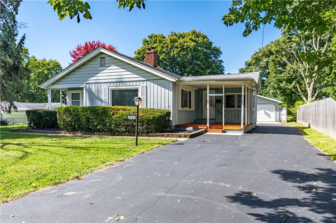 3225 N Brett Avenue, Decatur, IL 62526 - #1