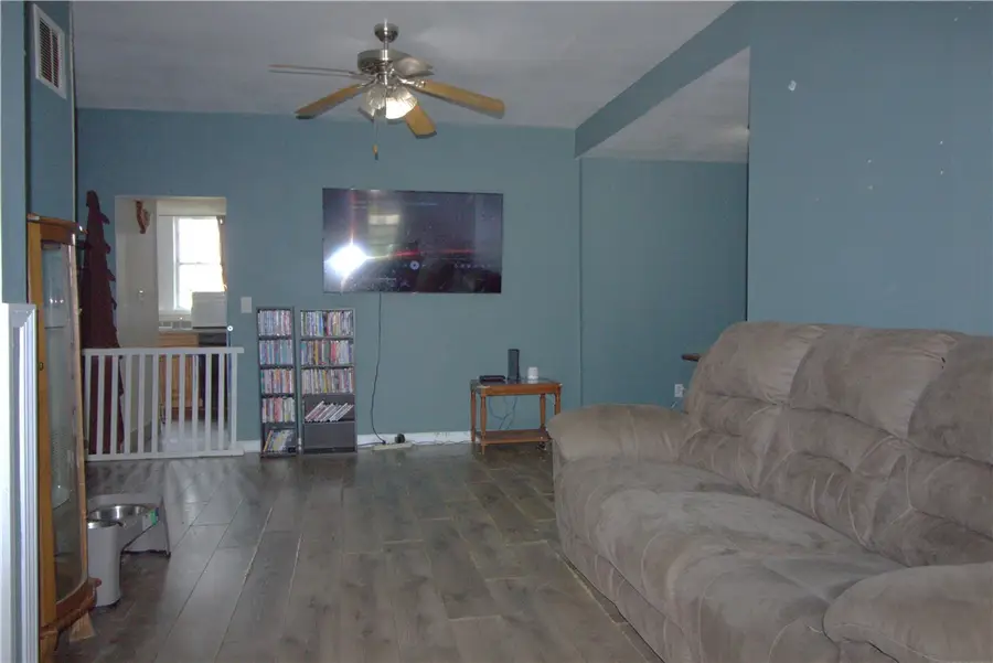 3008 Shelby Avenue, Mattoon, IL 61938 - #2