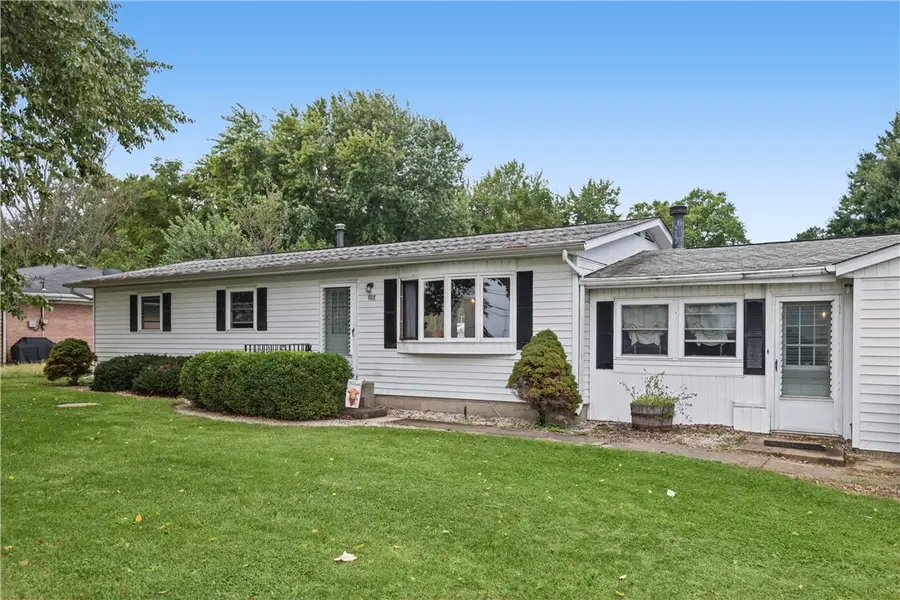 707 S Airport Road, Decatur, IL 62521 - #2