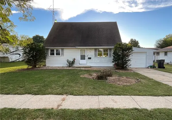 515 N Oak Street, Windsor, IL 61957