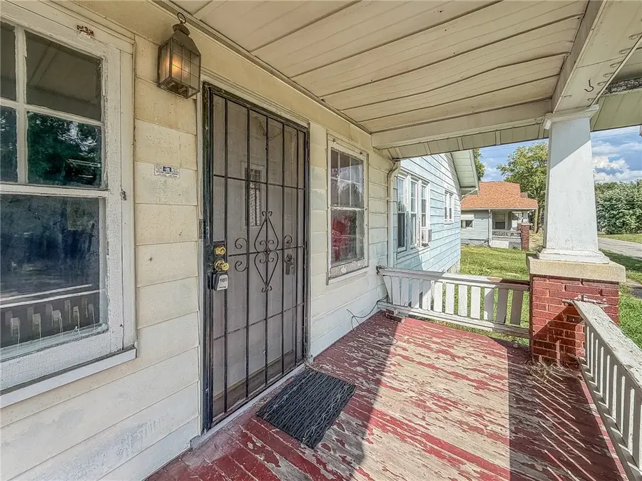 1504 Monroe Street, Decatur, IL 62526 - #2