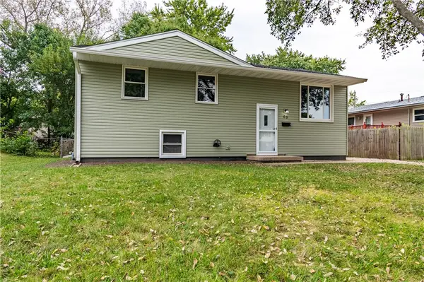 69 Meadowlark Drive, Decatur, IL 62526