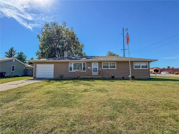 420 Pierce Avenue, Charleston, IL 61920