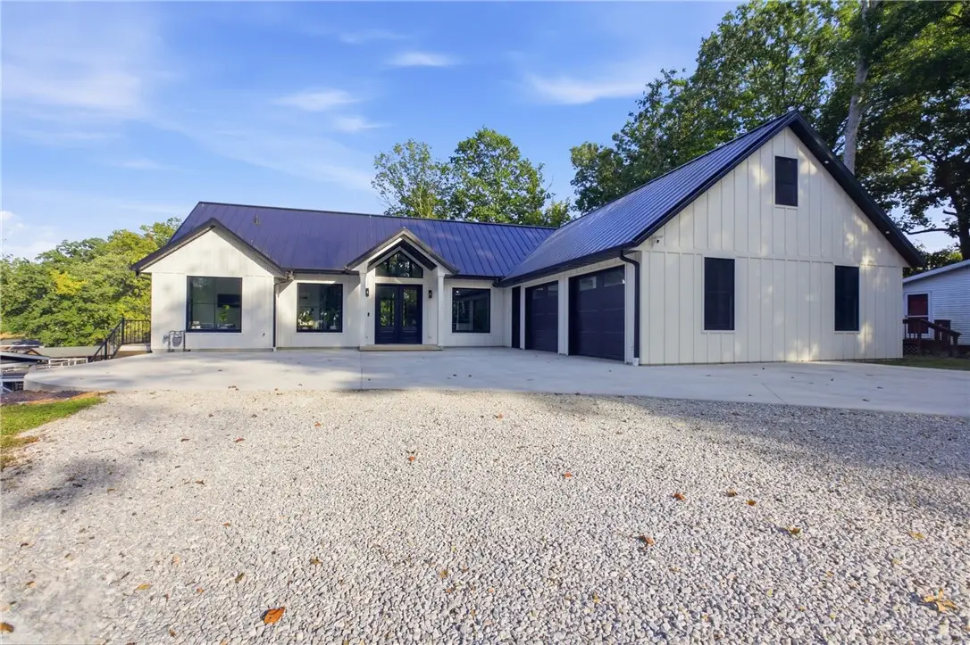 14042 South Shore Drive, Effingham, IL 62401 - #1