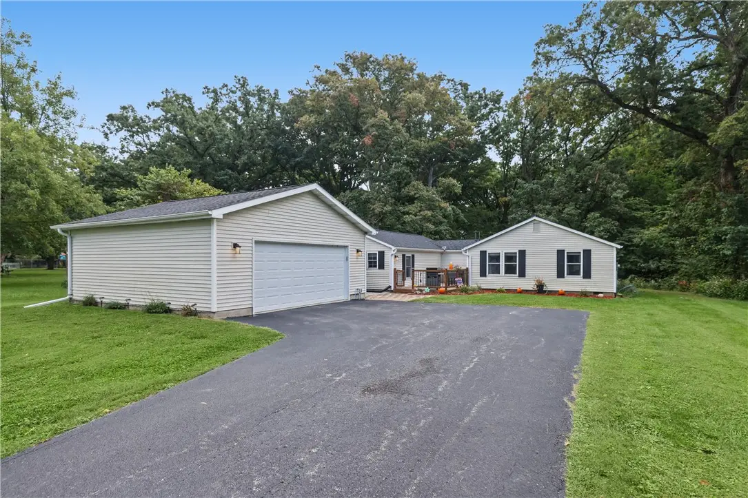 3507 E Orchard Drive, Decatur, IL 62521 - #1