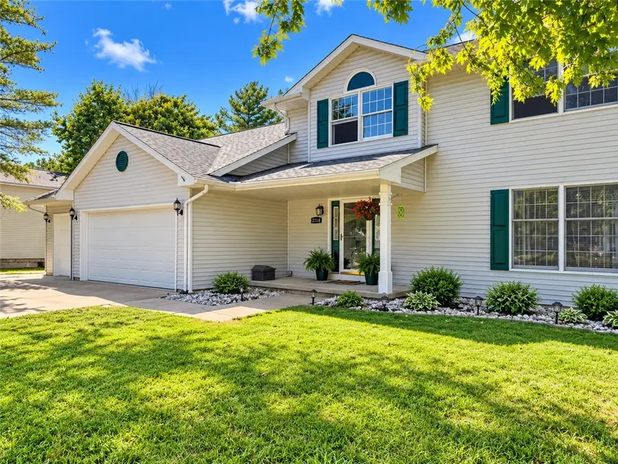 2114 Rosewood Court, Charleston, IL 61920 - #2