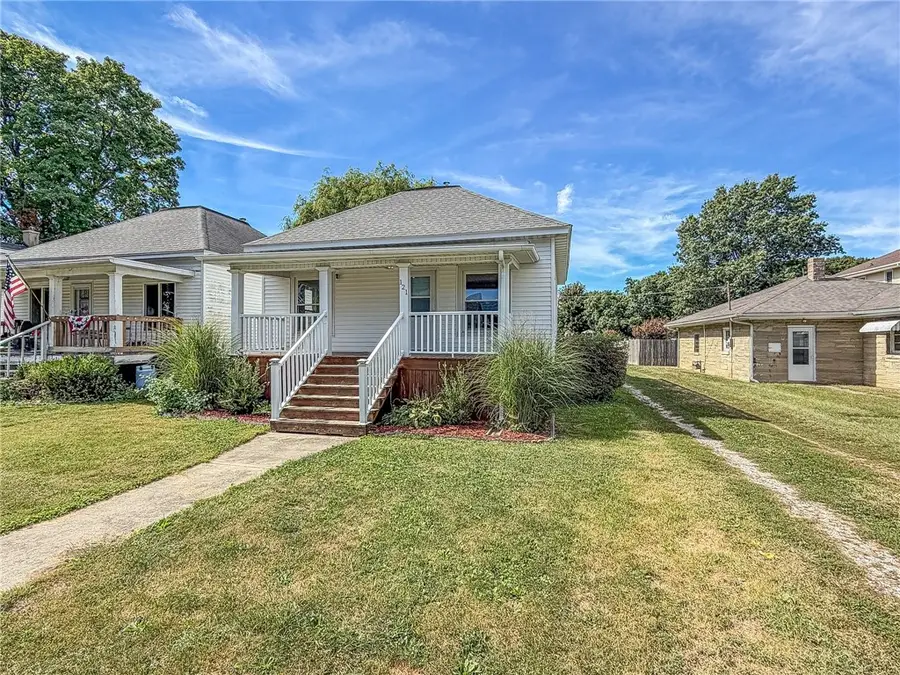 121 High Street, Lovington, IL 61937 - #2