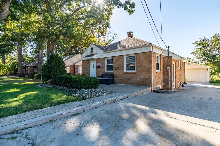 1827 Shady Crest Street, Decatur, IL 62521 - #2