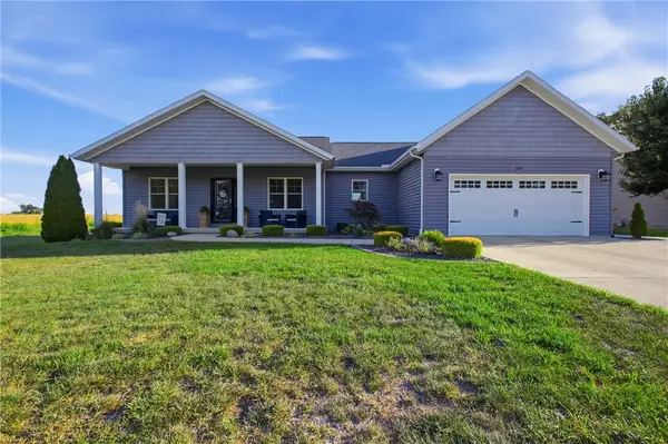 309 Woodgate Lane, Mattoon, IL 61938
