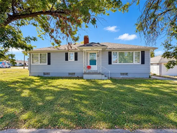 850 18th Street, Charleston, IL 61920