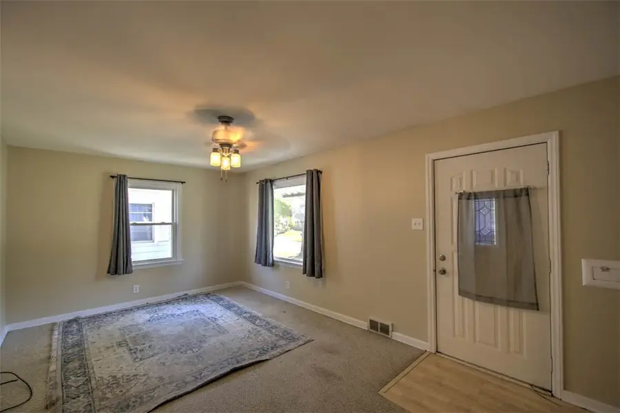 1332 W Marietta Street, Decatur, IL 62522 - #3