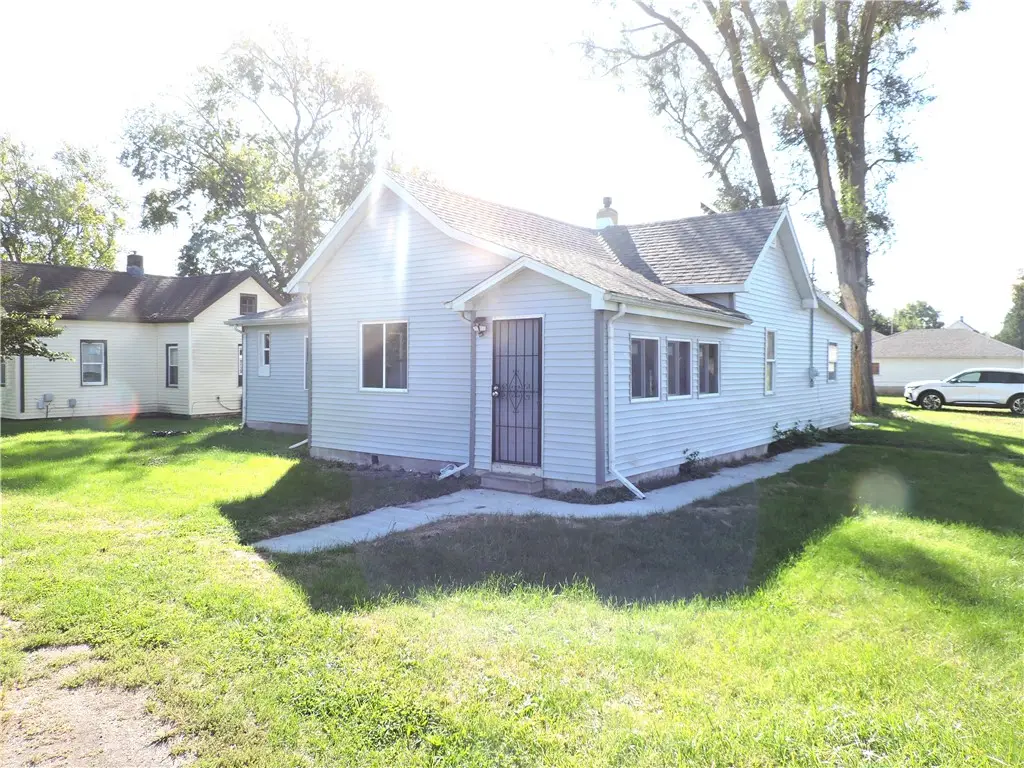 312 W 10th Street, Georgetown, IL 61846 - #1