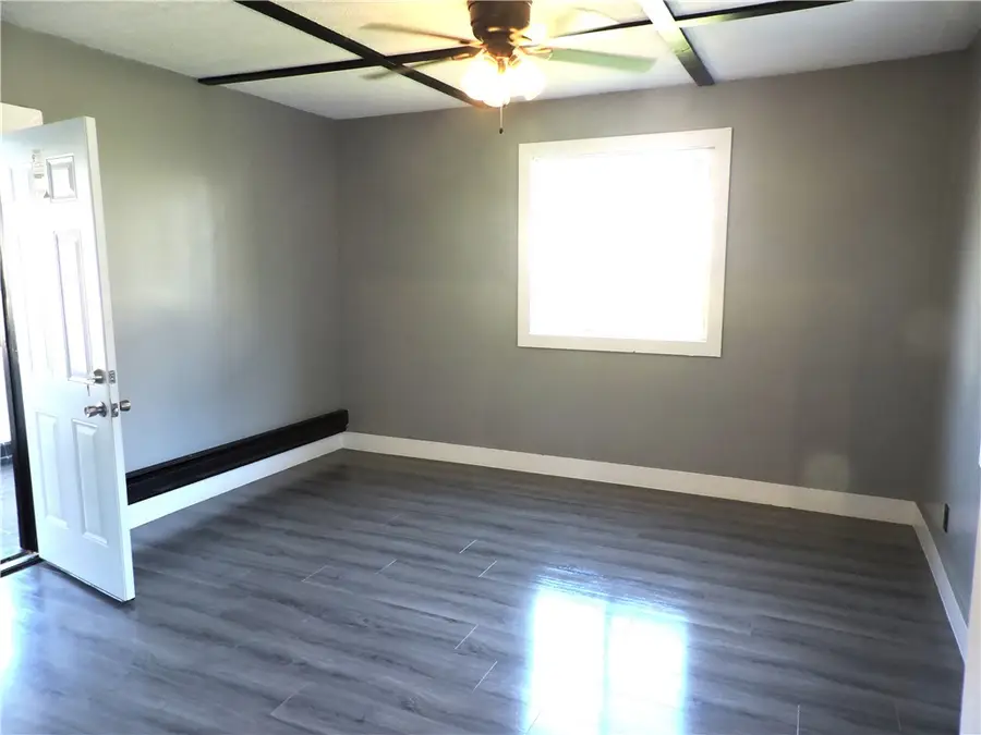 312 W 10th Street, Georgetown, IL 61846 - #3