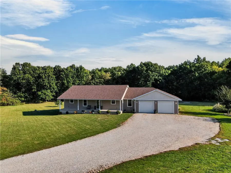 12750 N 100th Street, Altamont, IL 62411 - #2