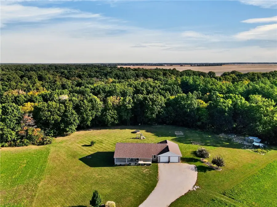 12750 N 100th Street, Altamont, IL 62411 - #3