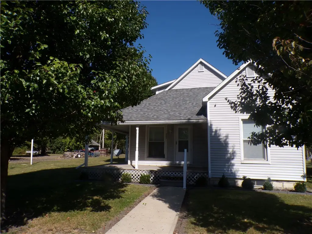 507 South 3rd Street, Findlay, IL 62534 - #1