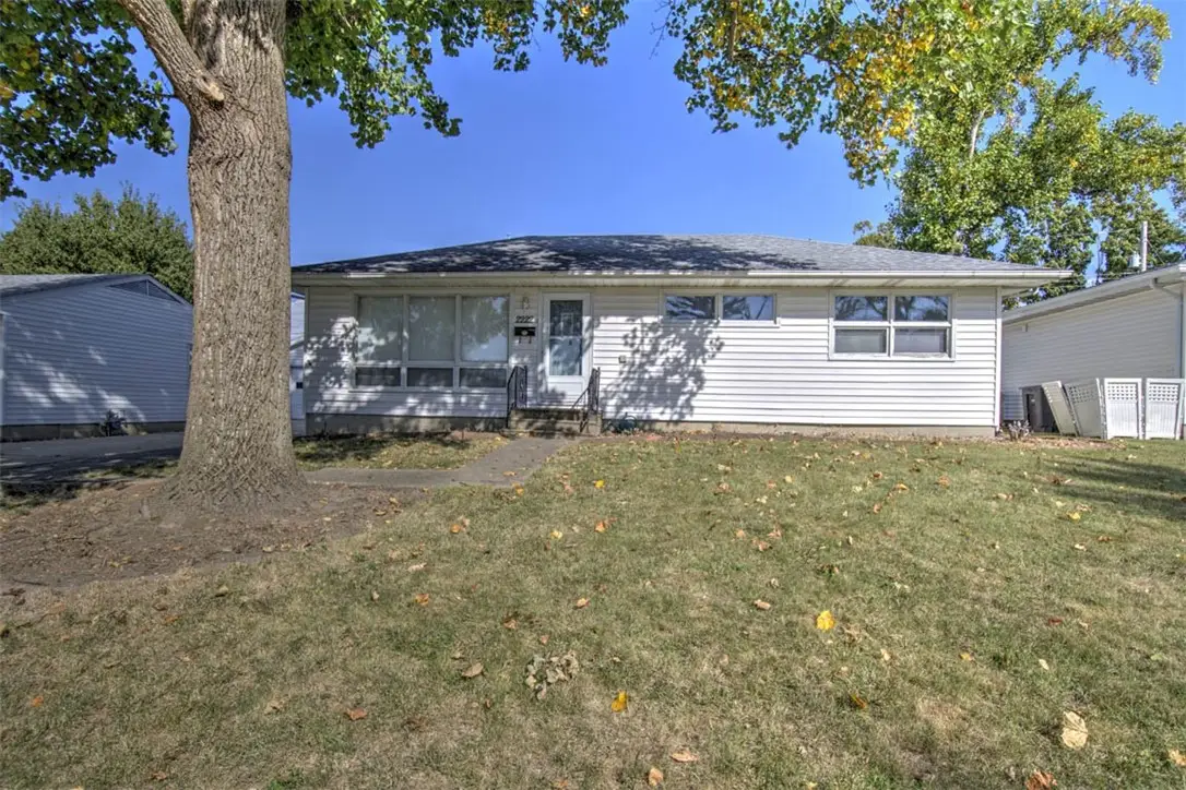 2222 Yorkshire Drive, Decatur, IL 62526 - #1
