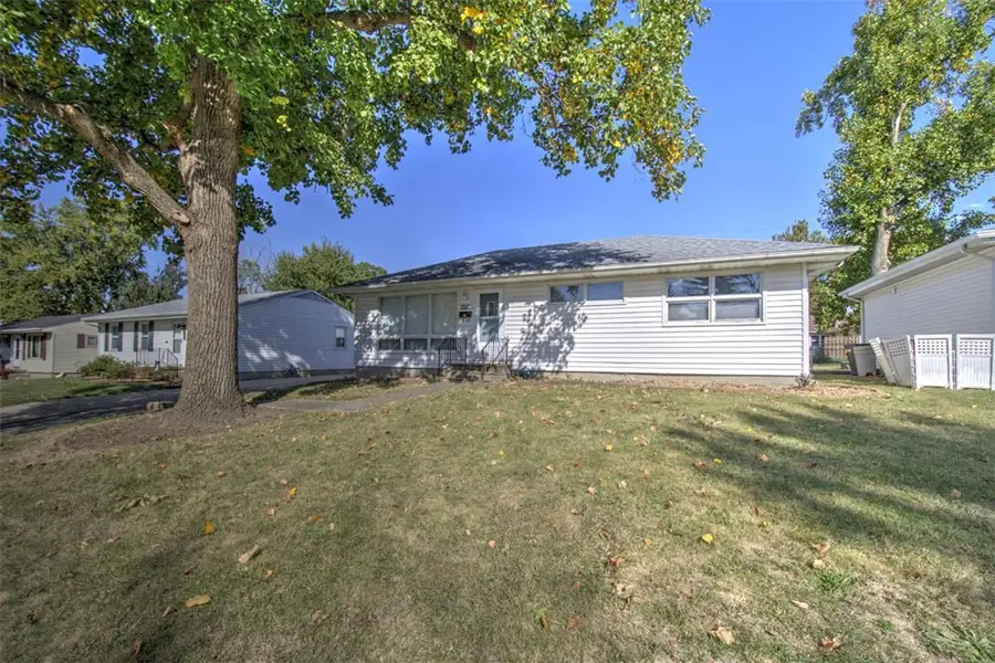 2222 Yorkshire Drive, Decatur, IL 62526 - #3