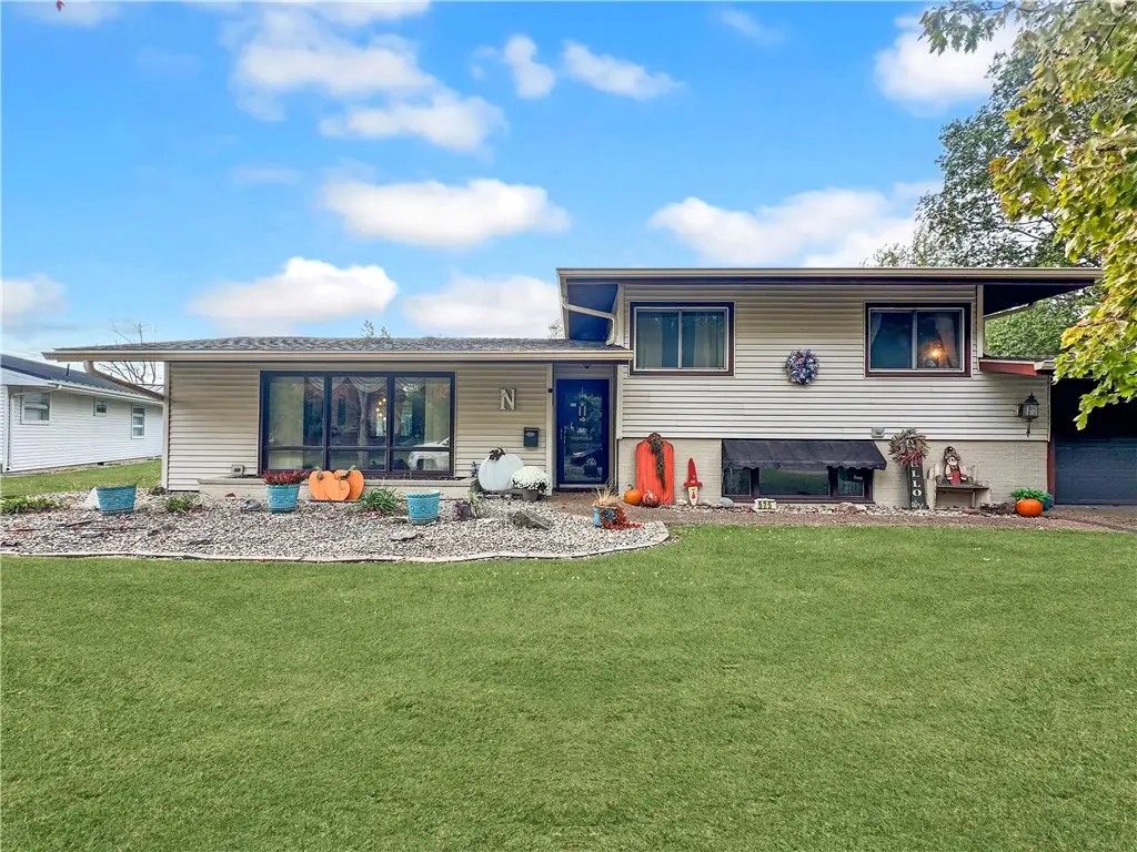 525 Cedar Lane, Arthur, IL 61911 - #1