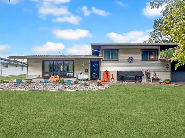 525 Cedar Lane, Arthur, IL 61911